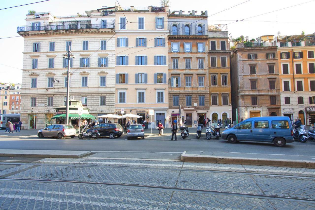 Arenula Luxury Apartment Roma Exterior foto